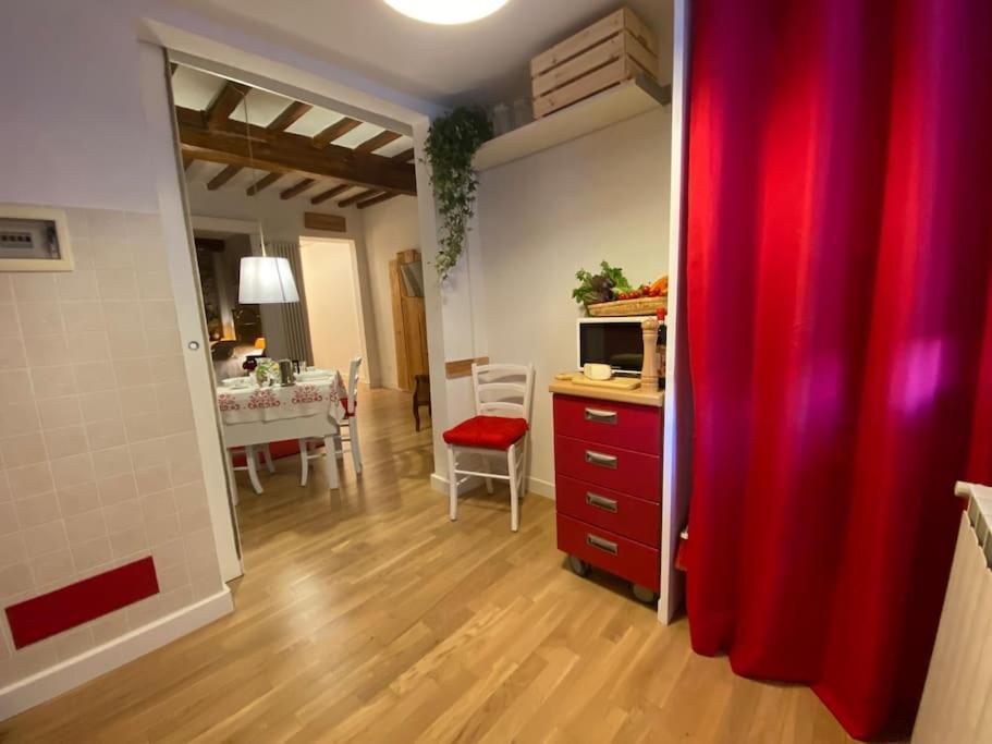 San Lorenzo Apartment In Red Firenze Eksteriør billede