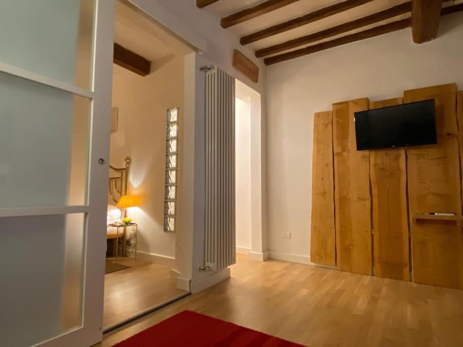 San Lorenzo Apartment In Red Firenze Eksteriør billede