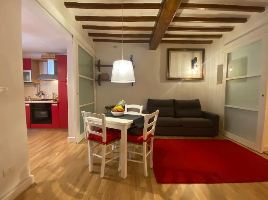 San Lorenzo Apartment In Red Firenze Eksteriør billede